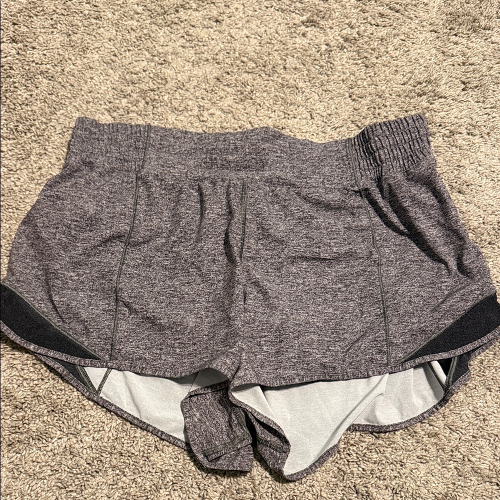 Lululemon Hotty Hot 4” Shorts